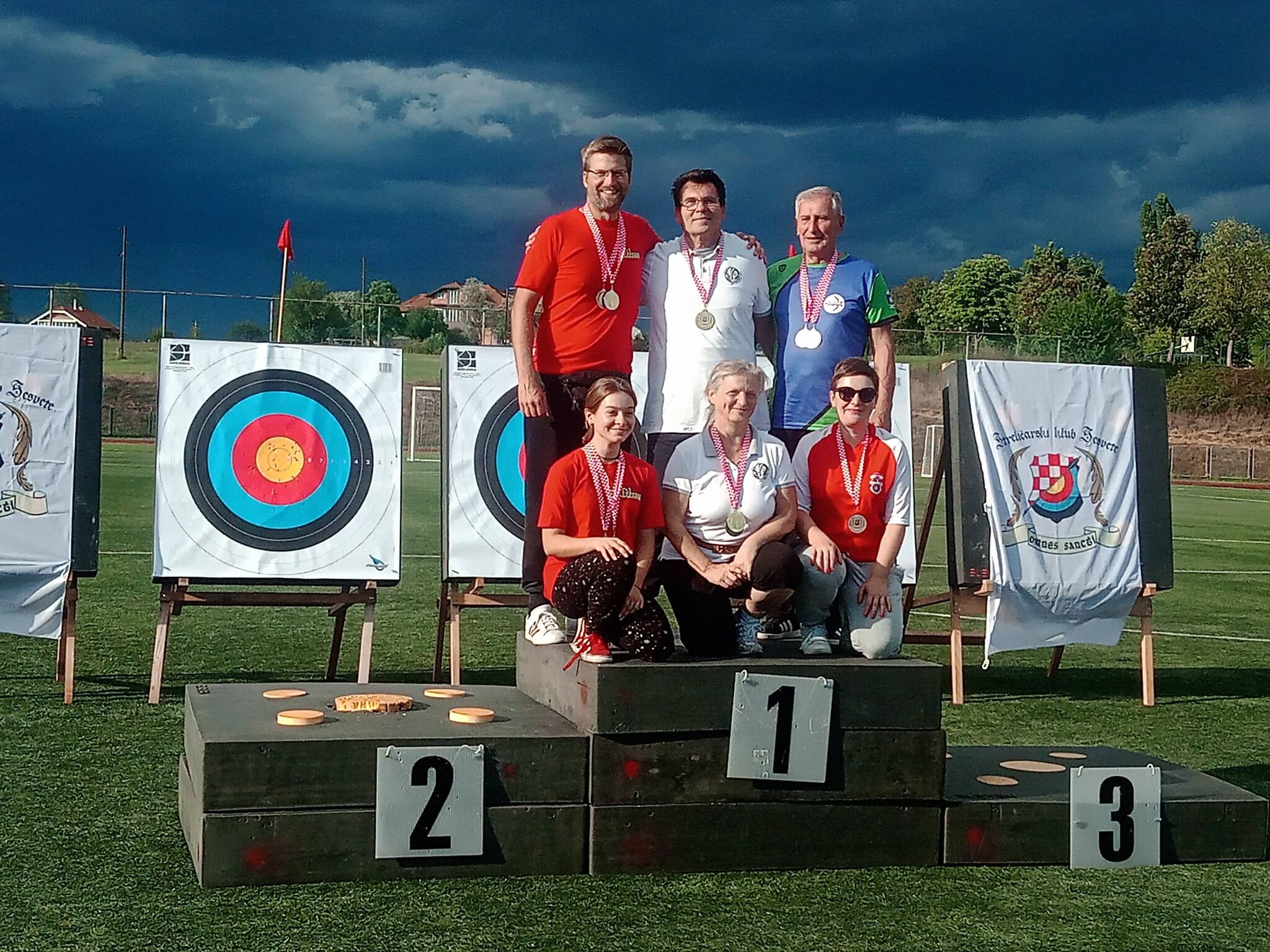 WA 720 + Mix Team - slika 13